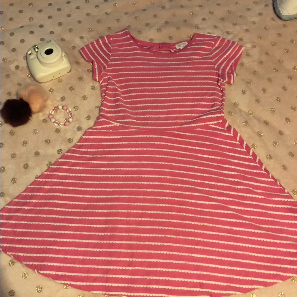 Cute but casual great for a party or church